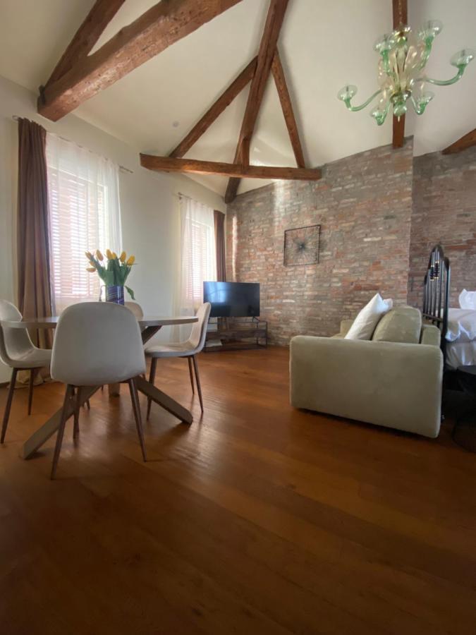Duomo Murano Apartment With Canal View Ngoại thất bức ảnh