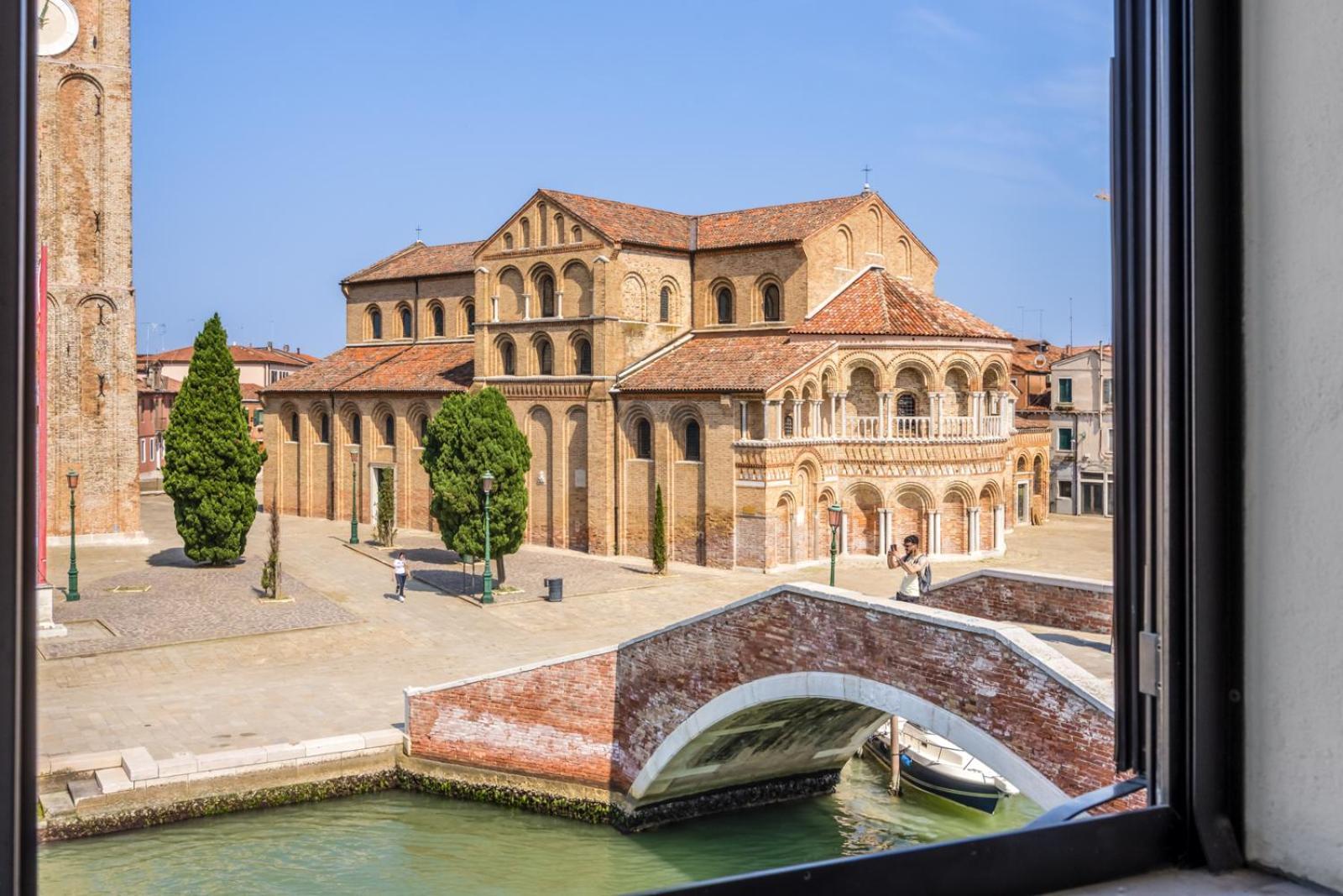 Duomo Murano Apartment With Canal View Ngoại thất bức ảnh